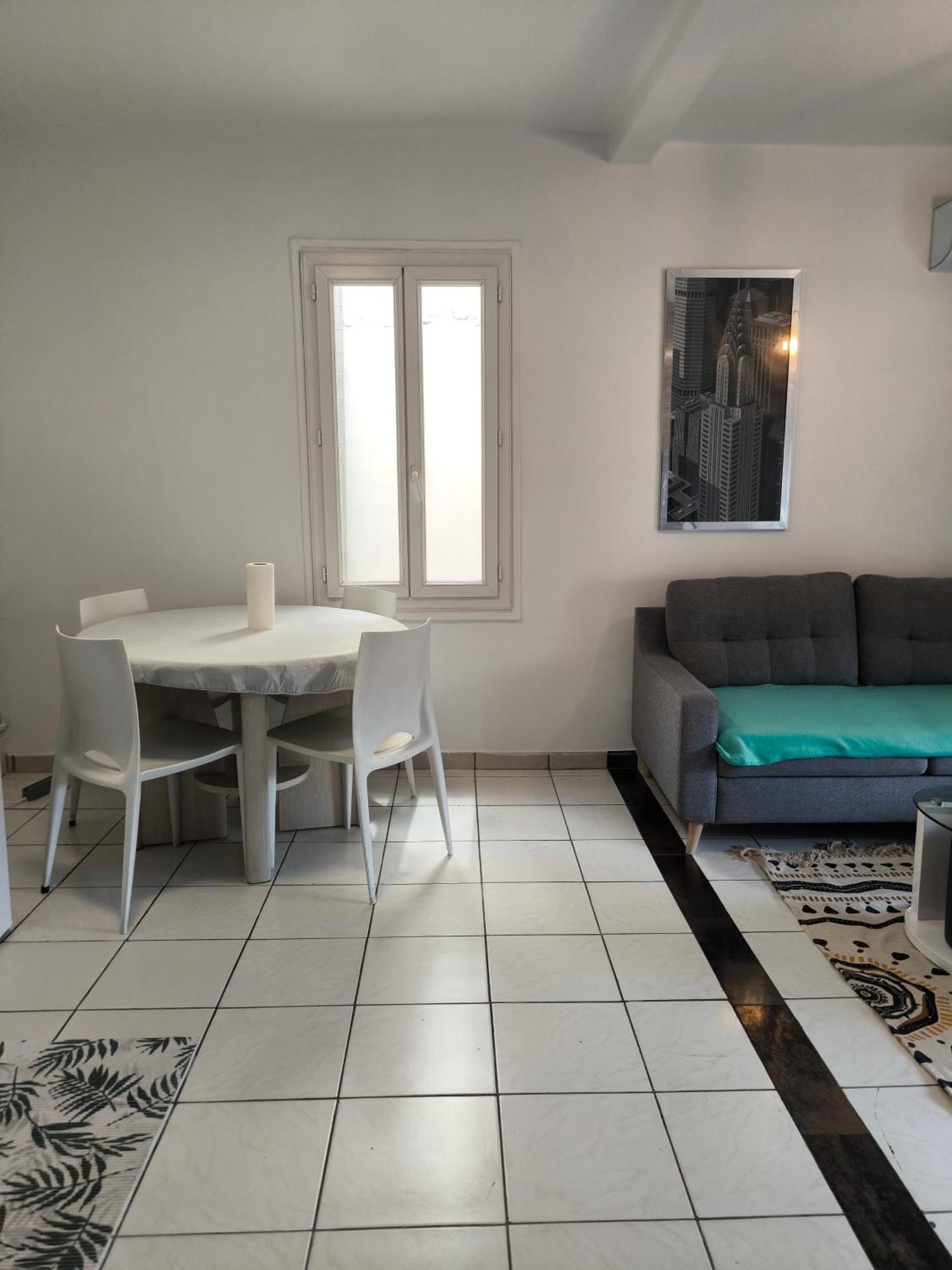 F1 200 Metre De La Gare Apartment Perpignan Bagian luar foto