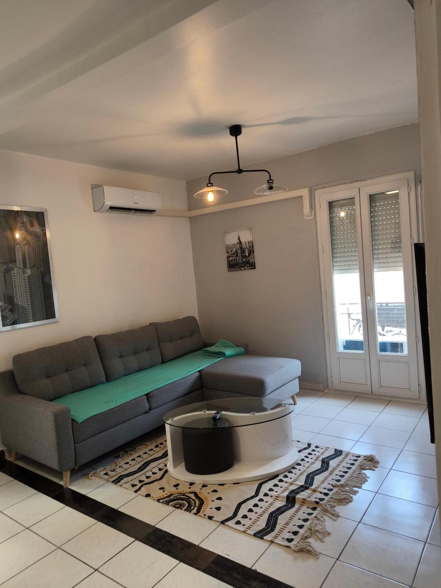 F1 200 Metre De La Gare Apartment Perpignan Bagian luar foto